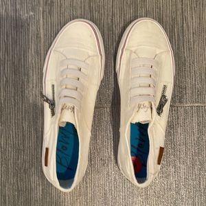 Brand new slip on sneakers size 6